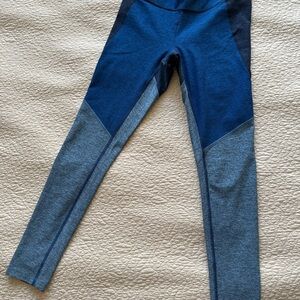 Outdoor Voices Blue color block  Leggings size s like new